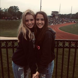 Meet your Posher, Logan